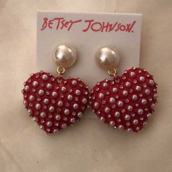 Betsey Johnson Gold Tone XOXO Faux Pearl Red Heart Drop Earrings Crystal NWT - Picture 4 of 9